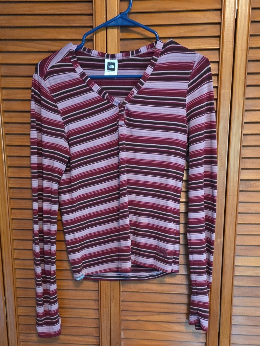Long Sleeve Striped V-Neck Top - Burgundy/Pink